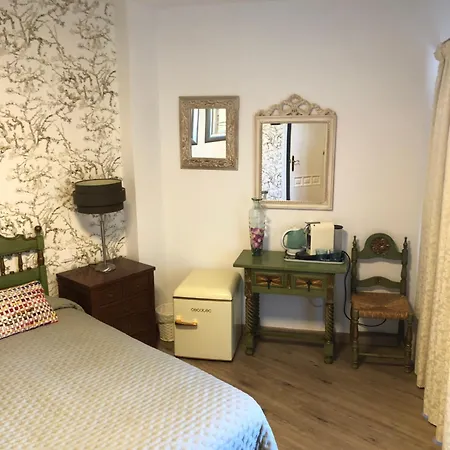 Deluxe Con Bano Privado En Atalaya Apartagolf,