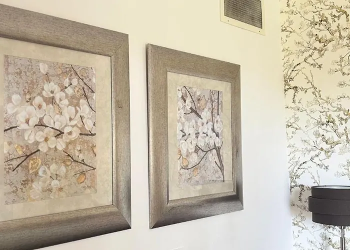 Deluxe Con Bano Privado En Atalaya Apartagolf, * إِستيبونا