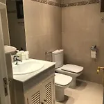 Deluxe Con Bano Privado En Atalaya Apartagolf, Δωμάτια σε οικογενειακή κατοικία *
