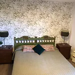 Deluxe Con Bano Privado En Atalaya Apartagolf, Privatunterkunft Estepona