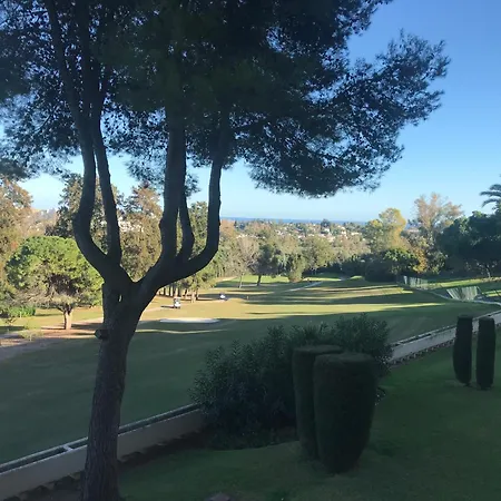 Deluxe Con Bano Privado En Atalaya Apartagolf, Ubytování v soukromí