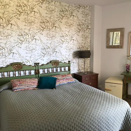 Deluxe Con Bano Privado En Atalaya Apartagolf, * Estepona