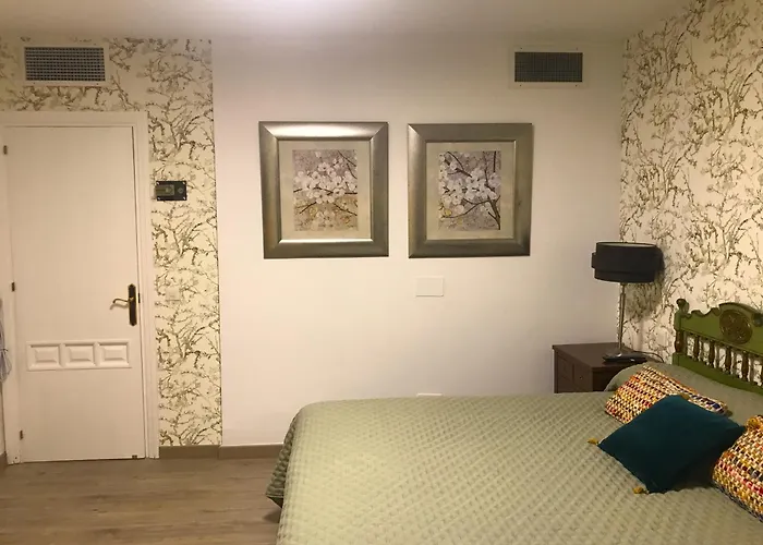 Deluxe Con Bano Privado En Atalaya Apartagolf, * Estepona