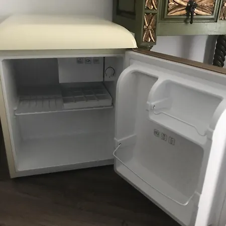 Séjour chez l'habitant Deluxe Con Bano Privado En Atalaya Apartagolf, Estepona