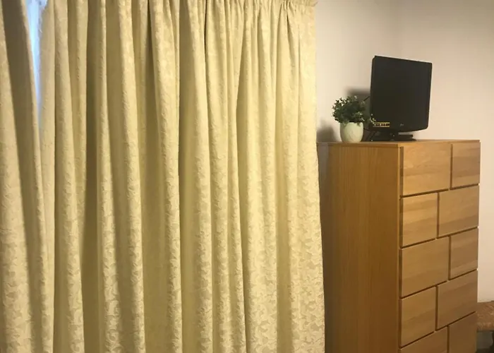 منزل للإقامة Deluxe Con Bano Privado En Atalaya Apartagolf,