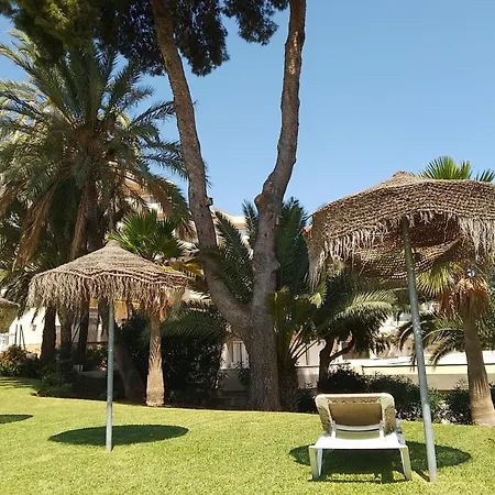 Deluxe Con Bano Privado En Atalaya Apartagolf, בית אירוח אסטפונה